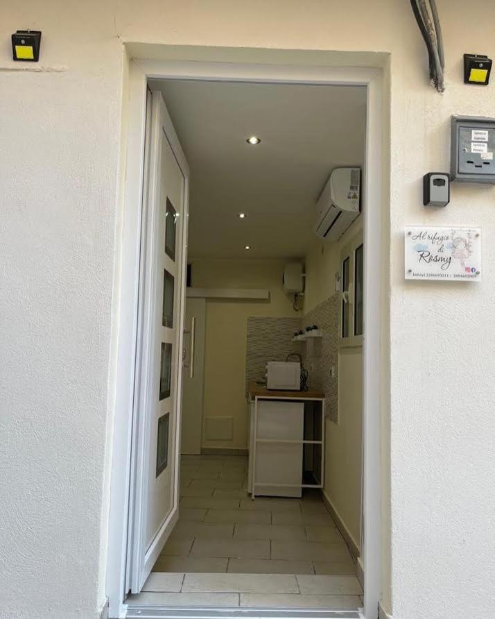 Al Rifugio Di Rosmy Apartment บารี ภายนอก รูปภาพ